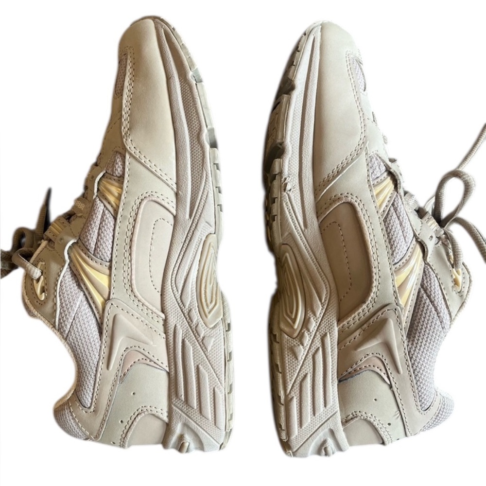Vionic 23 WALKER Womens 7 Taupe Leather Classic Walking Sneakers Lace Up